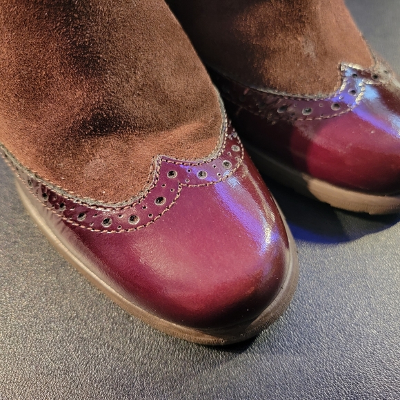 CallagHan brown suede and burgundy patent leather chelsea boot - Picture 4 of 6